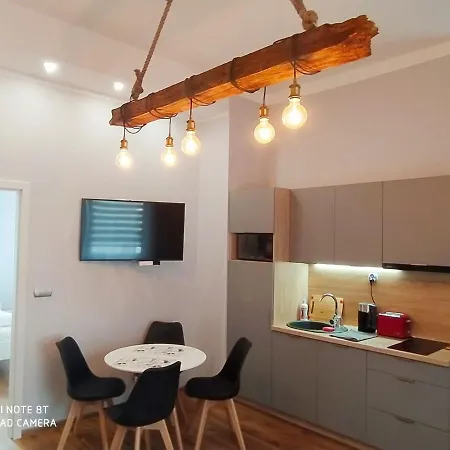 Apartamenty Teatralna *